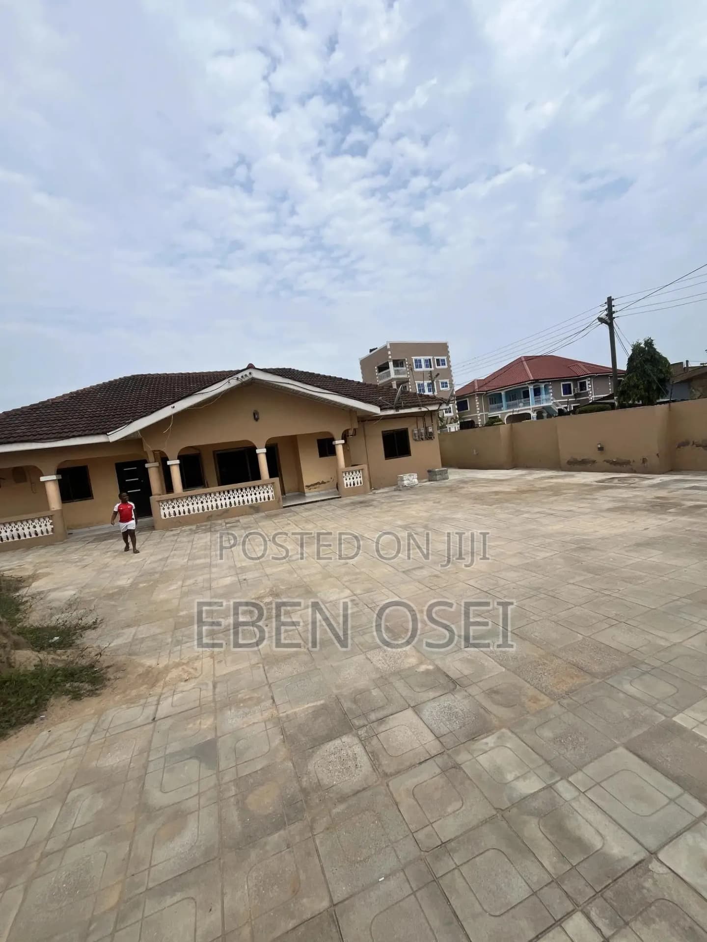 Land Title - Commercial in Greater Accra, Dansoman - Sale