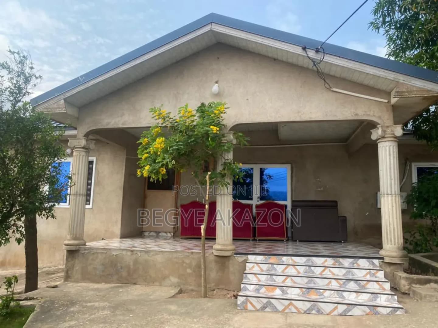 3bdrm House in Begye, Old Barrier for sale - 3 bedroom House in Greater Accra, Weija, Old Barrier / Weija - Sale