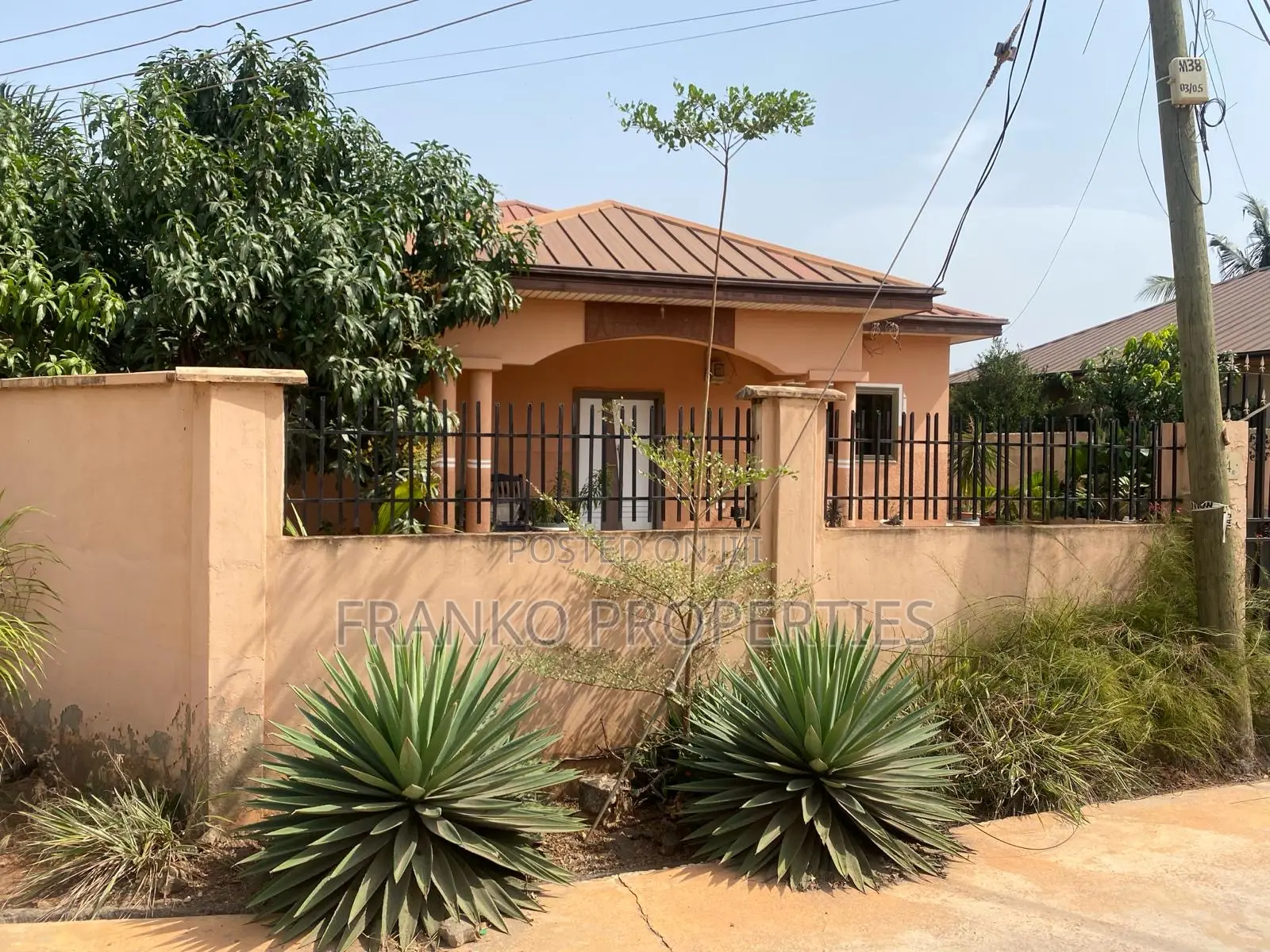 3bdrm House in Franko Propertied, School Junction for sale - 3 bedroom House in Greater Accra, Ashaley Botwe, Ashaley Botwe School Junction - Sale