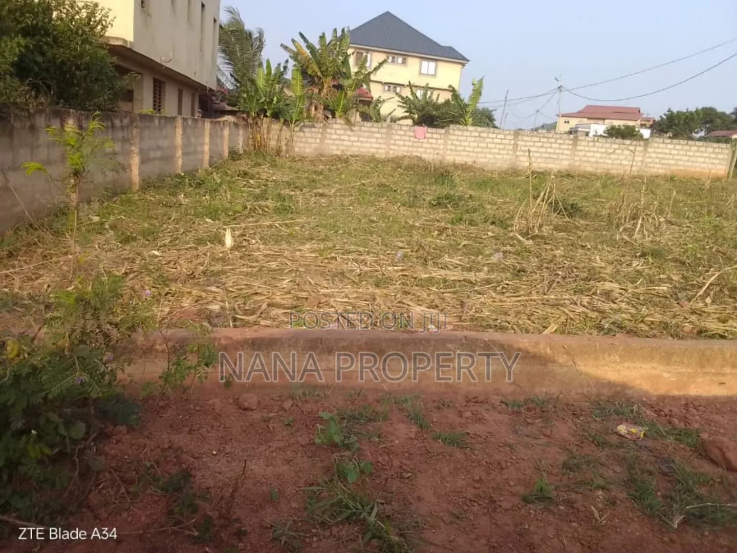 Half Plot of Land for Sale Located at Oyibi Saasabi Junction - Land in Greater Accra, Oyibi, Sasaabi - Sale