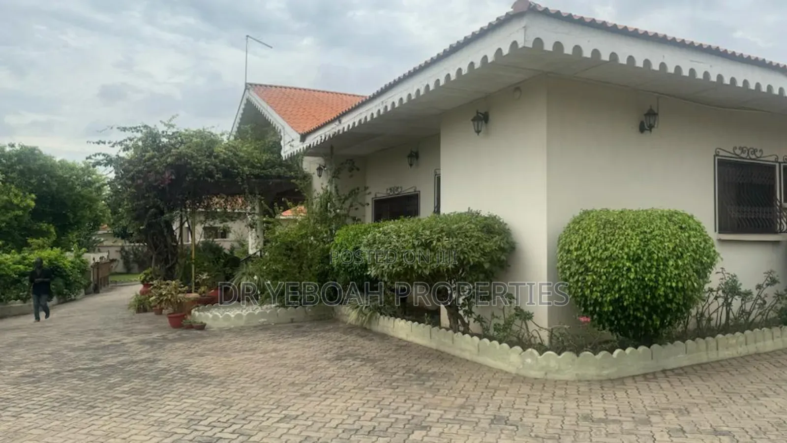 4bdrm Bungalow in Regimanuel for sale - 4 bedroom House in Greater Accra, Spintex, Regimanuel Gray Estates - Sale