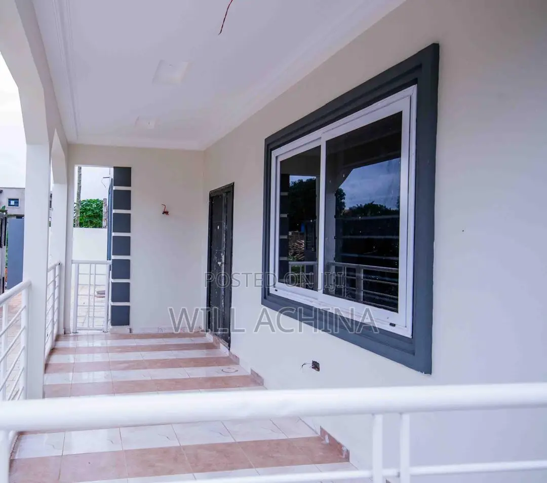 2bdrm House in Wya Real Estate, Oyarifa Mall Area for sale - 2 bedroom Commercial in Greater Accra, Oyarifa, Oyarifa Mall Area - Sale