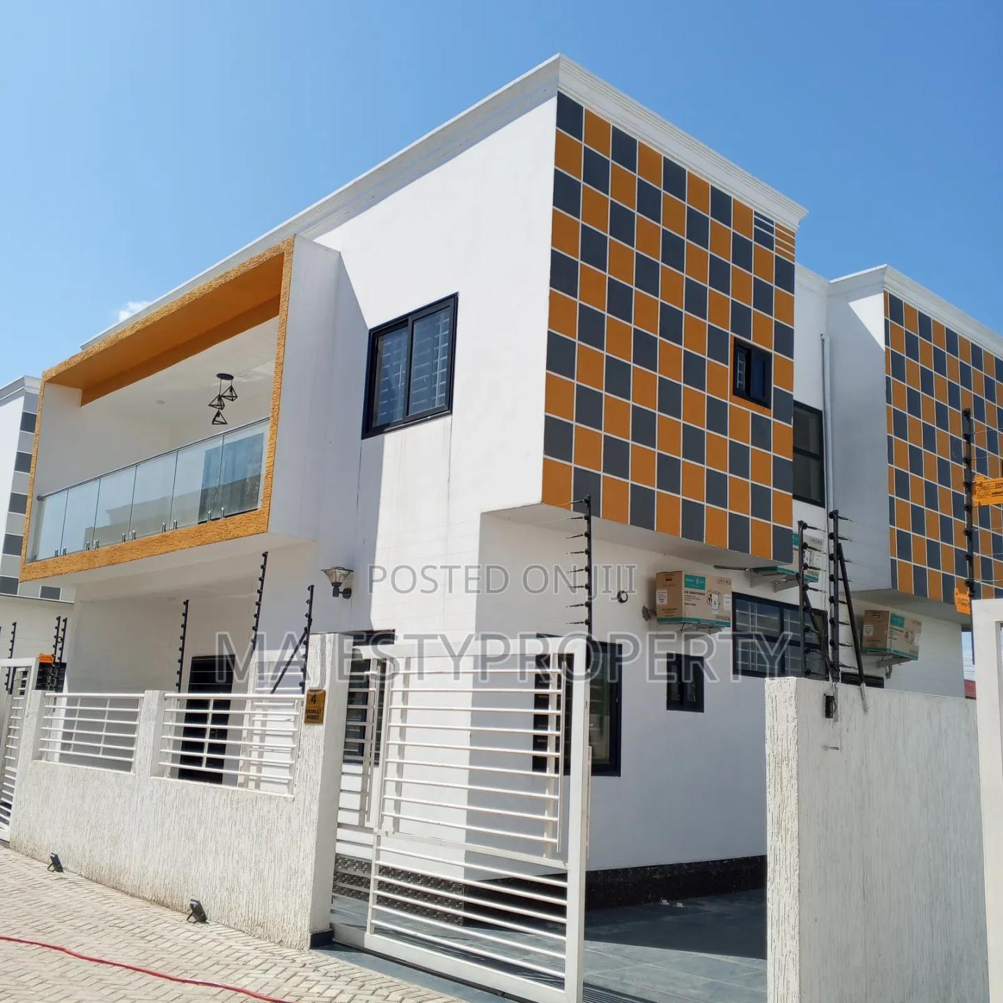 Newly Built 4 Bedrooms Duplex for Sale at Spintex HFC Estate - 4 bedroom House in Greater Accra, Spintex - Sale