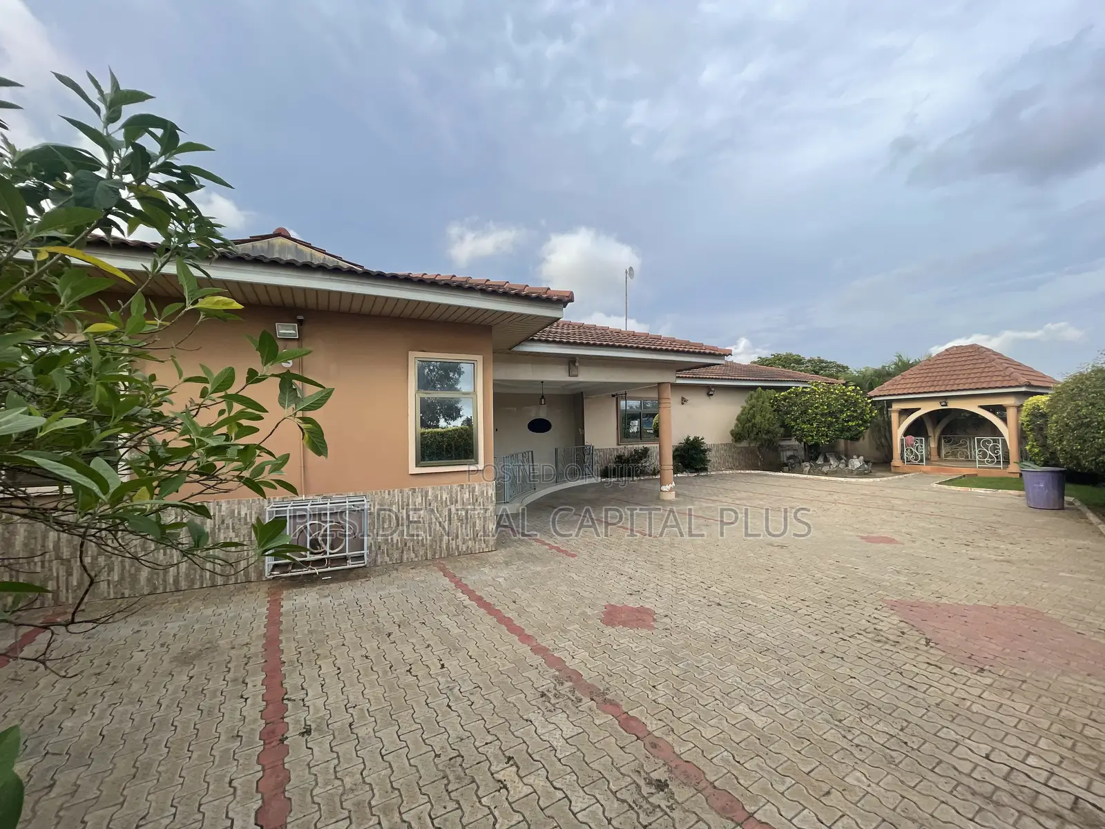 3bdrm House in 18 Junction, Spintex for rent - 3 bedroom House in Greater Accra, Spintex - Rent