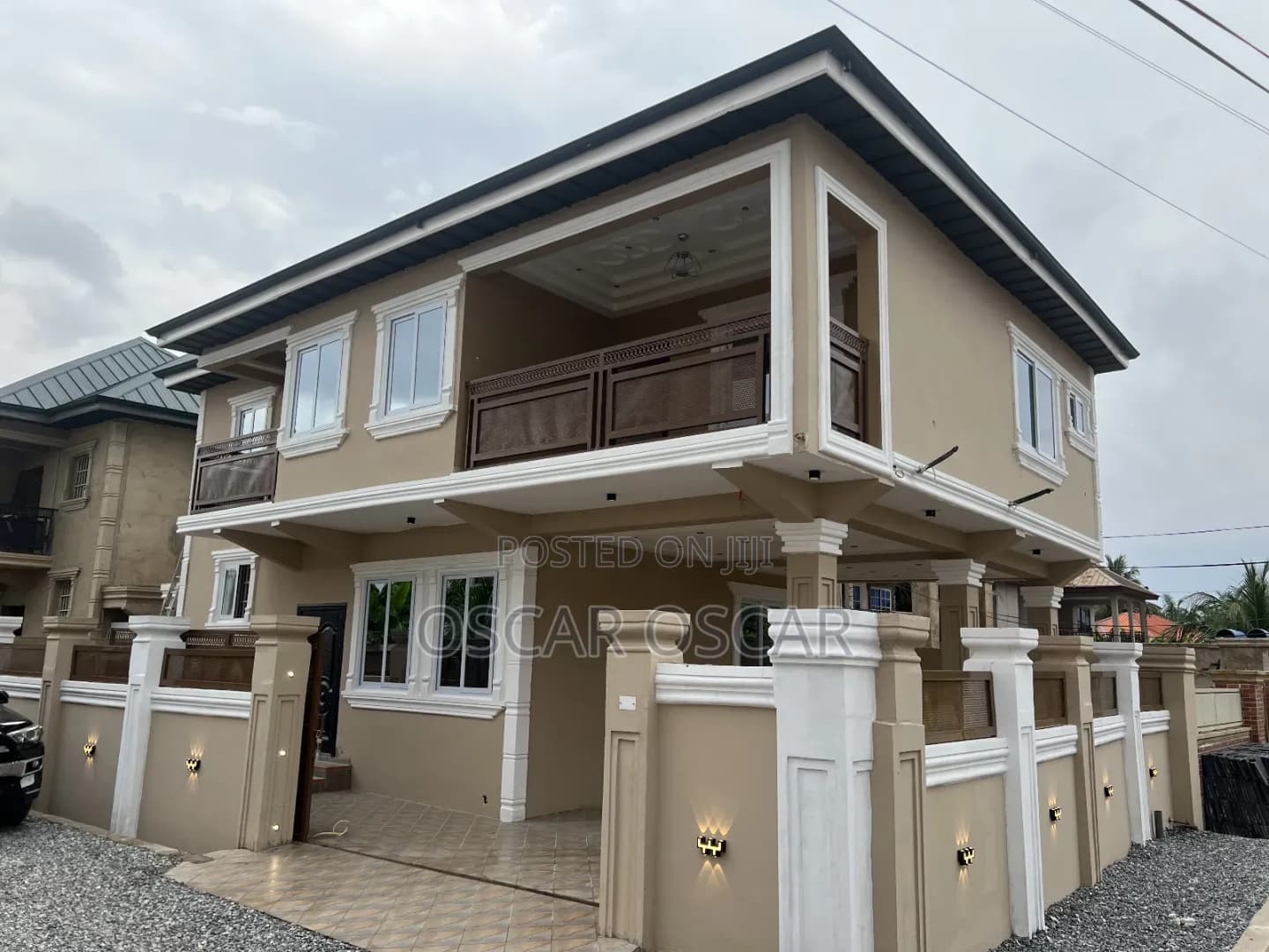 Let Love Lead Homes - 4 bedroom House in Greater Accra, Ashomang Estate, Pure Water - Sale