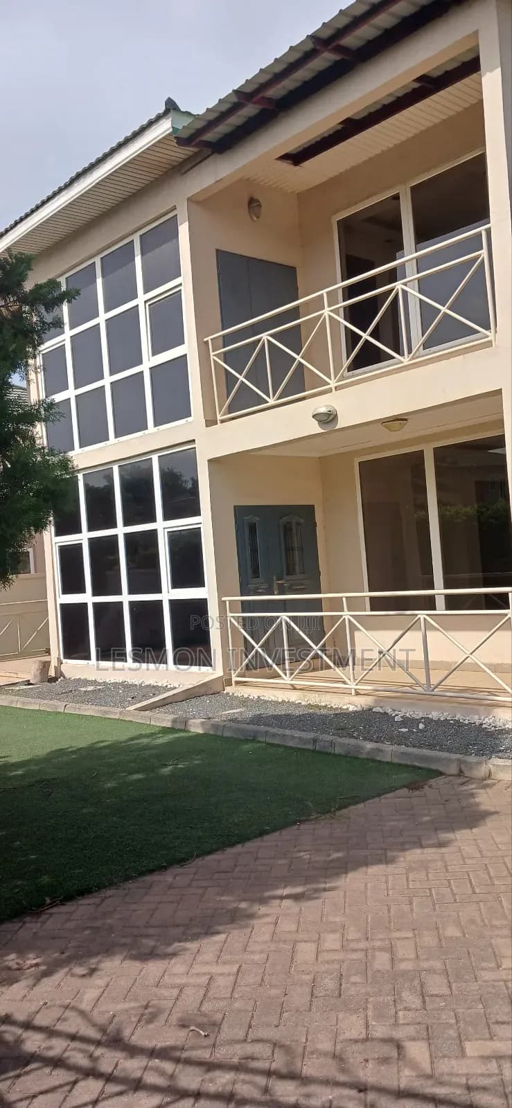 5bdrm House in Cantonments for sale - 5 bedroom House in Greater Accra, Cantonments - Sale