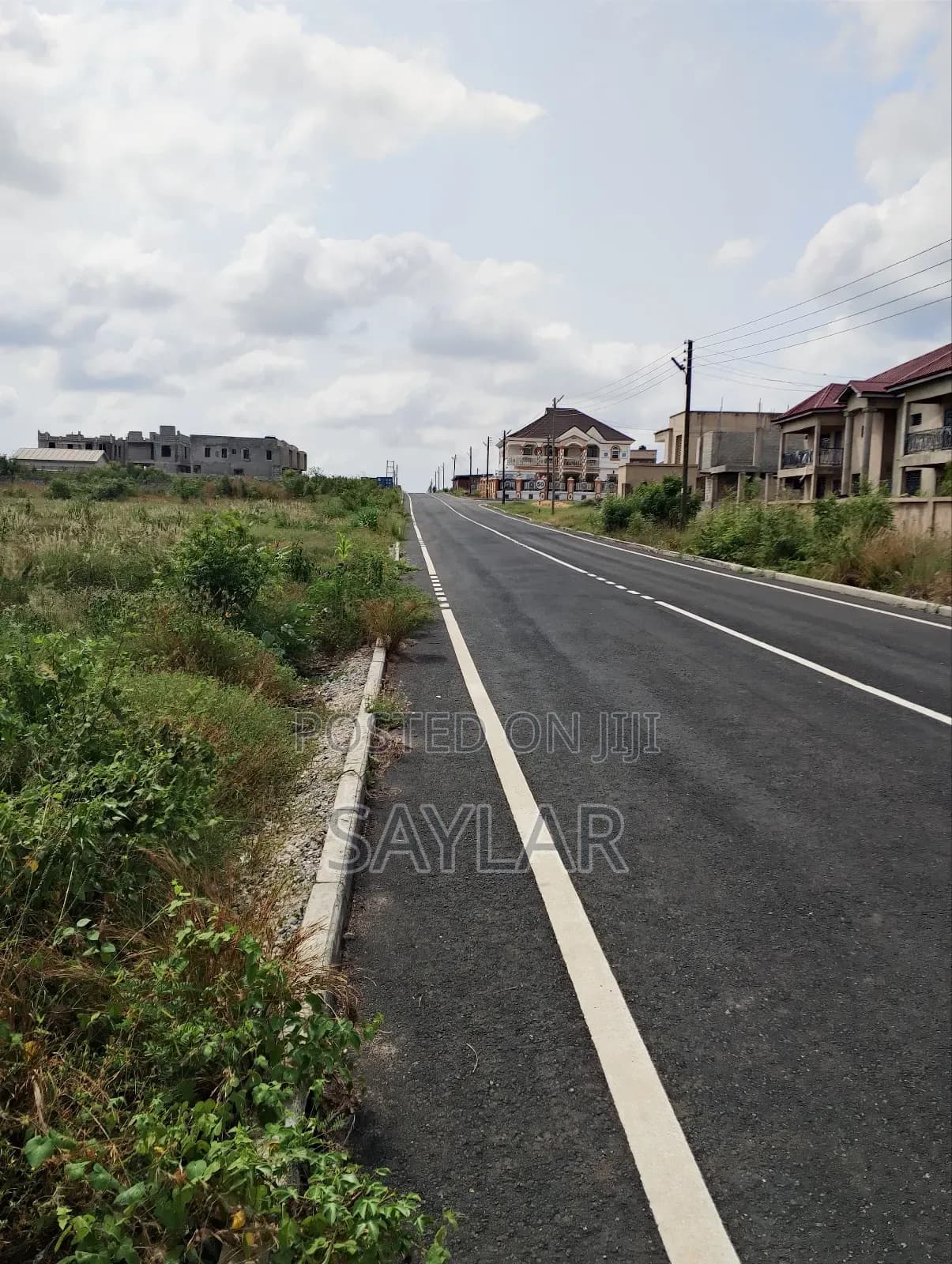 Full Plots for Sale at Comm24 Well Paved Roads Area - Land in Greater Accra, Tema Metropolitan - Sale