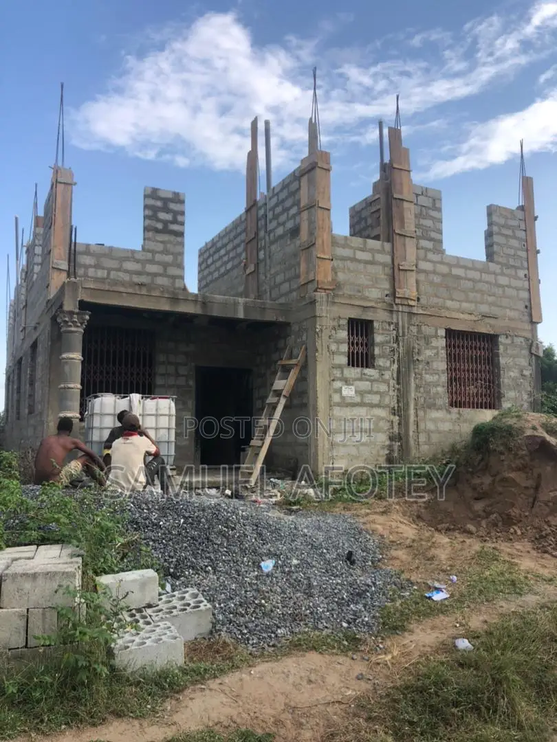 9bdrm Mansion in Otu1 Properties, Ashaiman Municipal for sale - 9 bedroom House in Greater Accra, Ashaiman Municipal - Sale