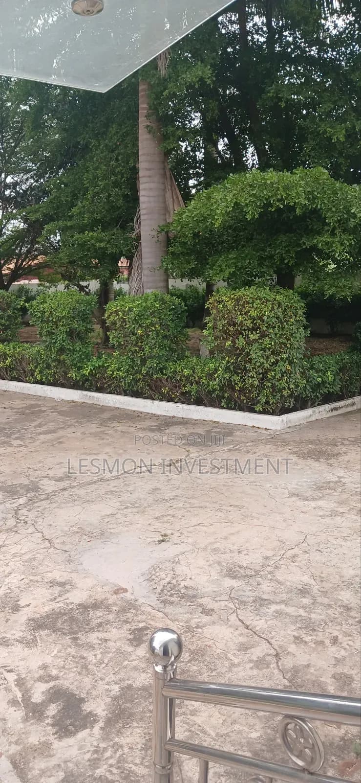 4 Bedrooms + 2 Rooms B/Q at North Dzorwulu for Rent $2500 - 4 bedroom Commercial in Greater Accra, Dworwulu - Rent