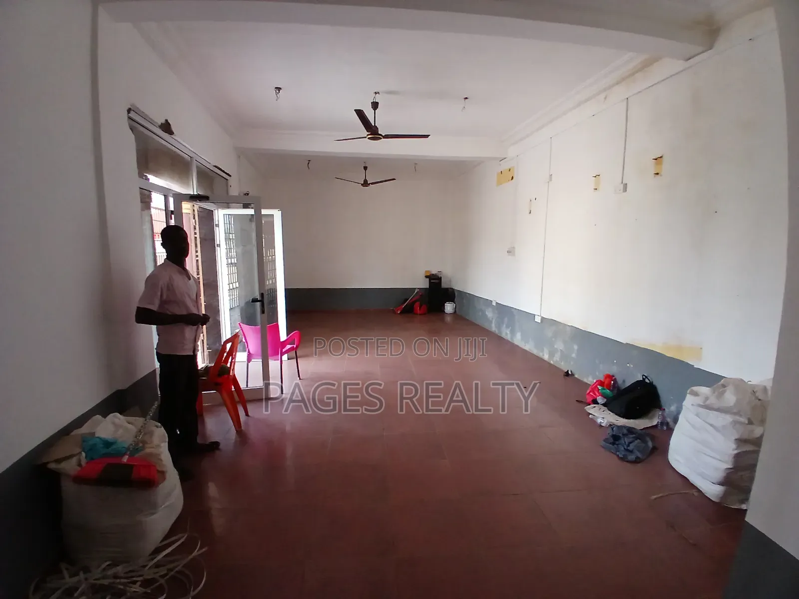 Shop at Achimota Gulf Hills - Commercial in Greater Accra, Achimota - Rent