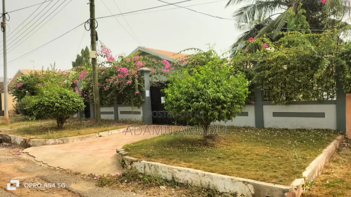 Furnished 3bdrm Bungalow in Afariwa, Near Tema, Community 25 for sale - 3 bedroom House in Greater Accra, Tema Metropolitan, Community 25 - Sale