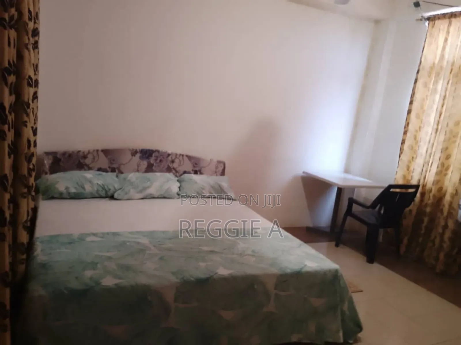 ¢150 a Day, Private Ensuite Bedroom in a Shared Flat - Apartment in Greater Accra, Gbawe, Top Base - Rent
