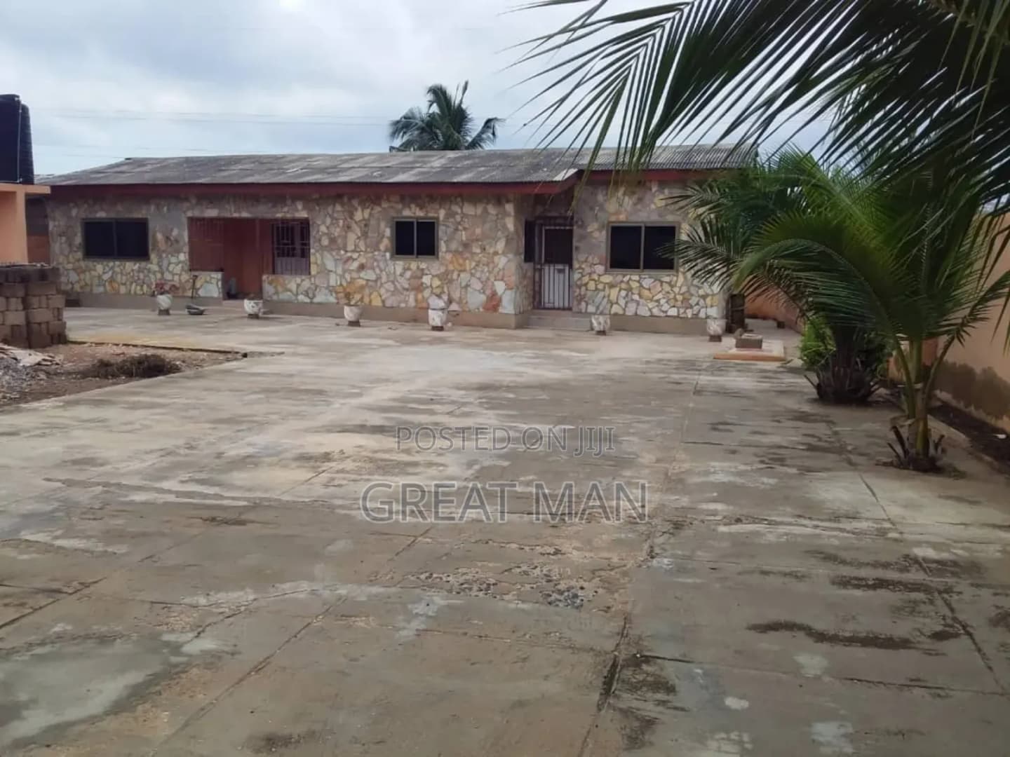 3bdrm House in Old Barrier for rent - 3 bedroom House in Greater Accra, Weija, Old Barrier / Weija - Rent