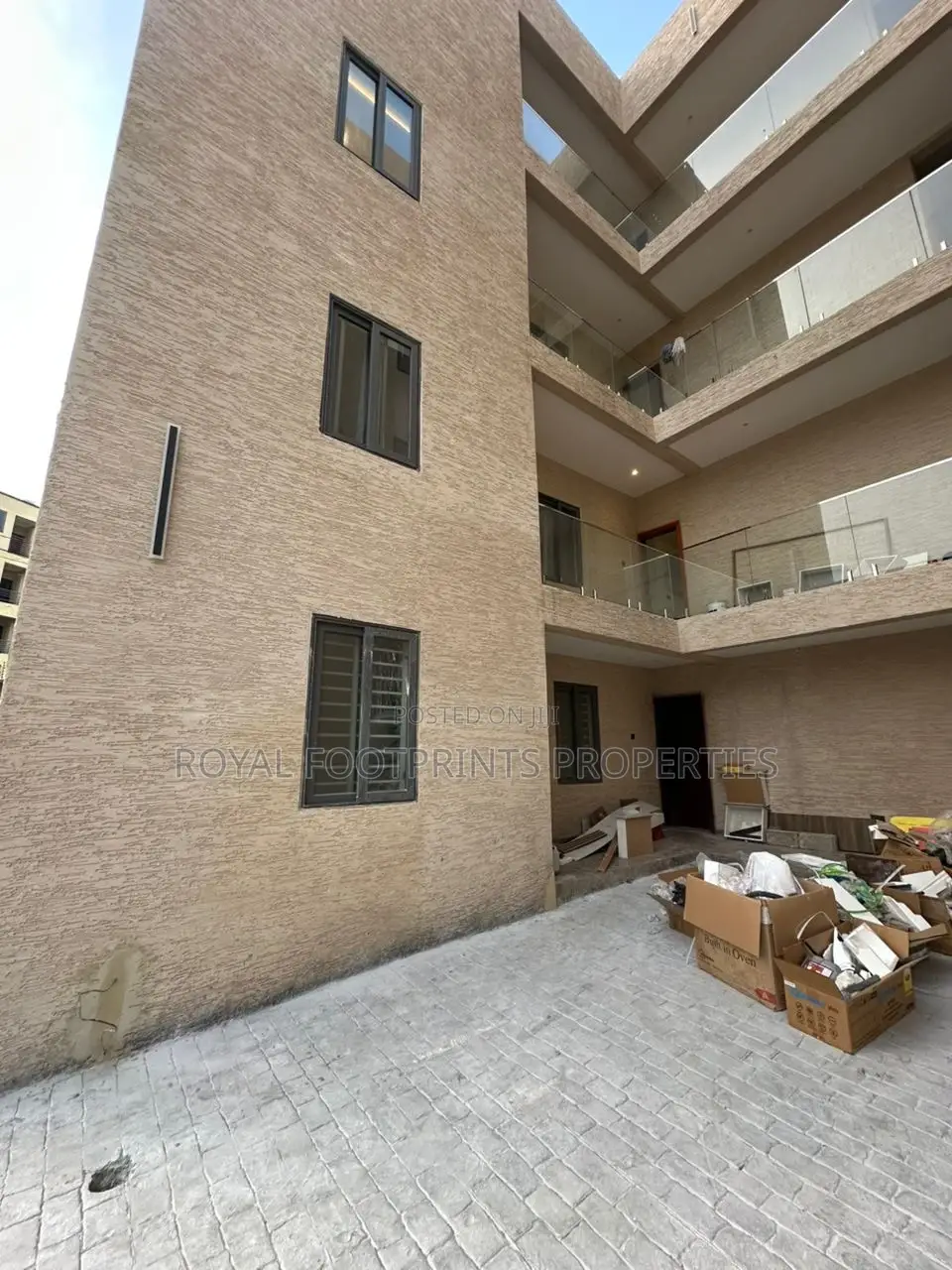 2bdrm Apartment in Royal Footprints, East Legon for rent - 2 bedroom Apartment in Greater Accra, East Legon - Rent