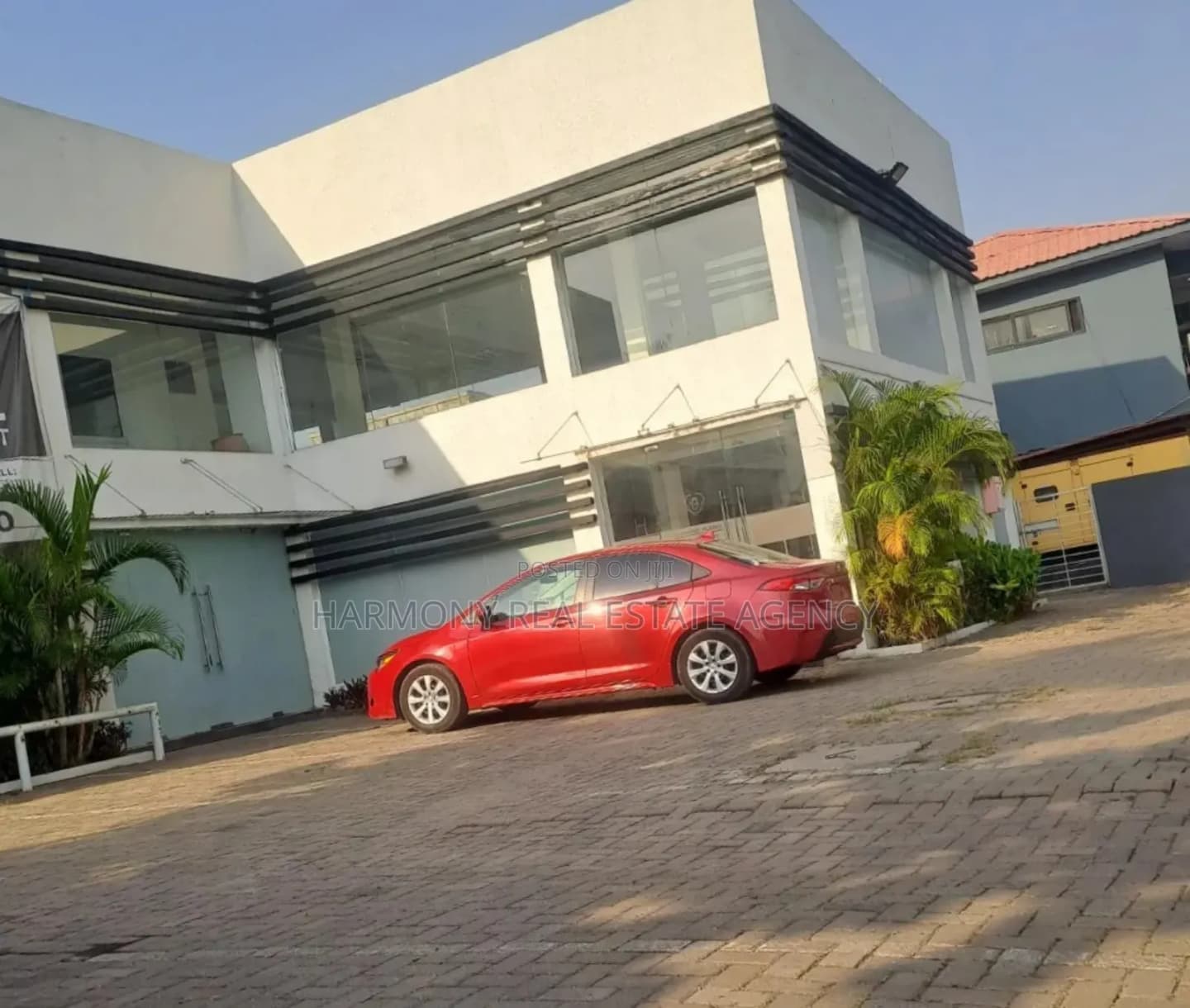 Office Complex for Rent-Dzorwulu - Commercial in Greater Accra, Dzorwulu - Rent