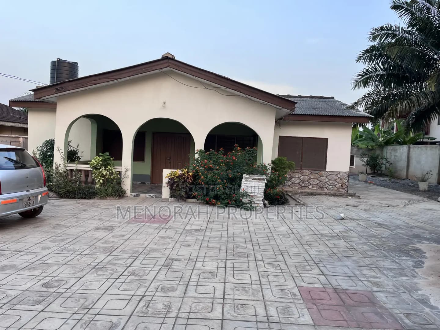 3bdrm House in Adenta Snit, SSNIT Flats for rent - House in Greater Accra, Adenta, SSNIT Flats / Adenta - Rent