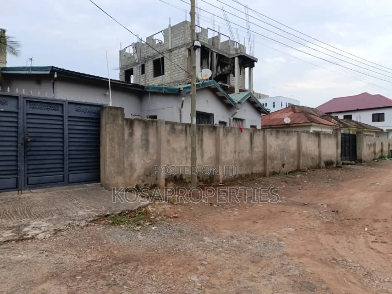 3bdrm House in Adjiringanor School, Adjiriganor for sale - 3 bedroom House in Greater Accra, Adjiriganor - Sale