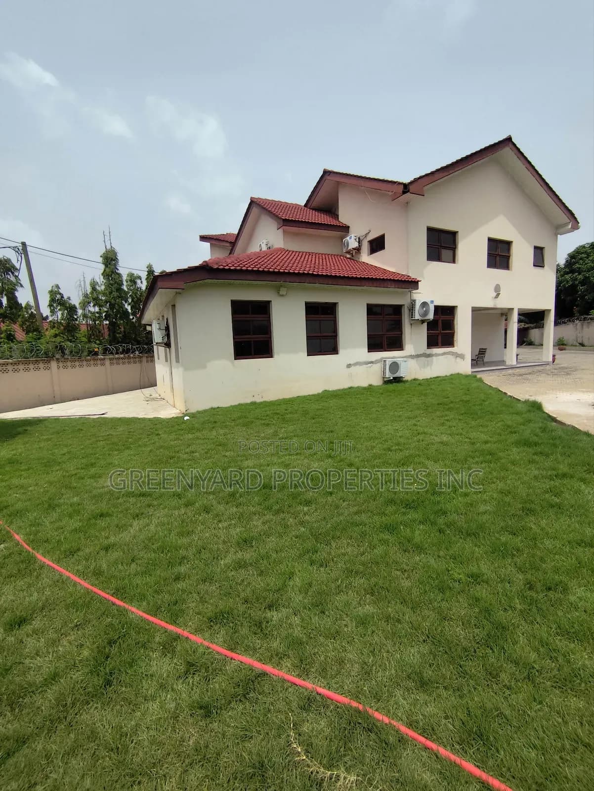 Commercial Space for Rent - Commercial in Greater Accra, Roman Ridge - Rent