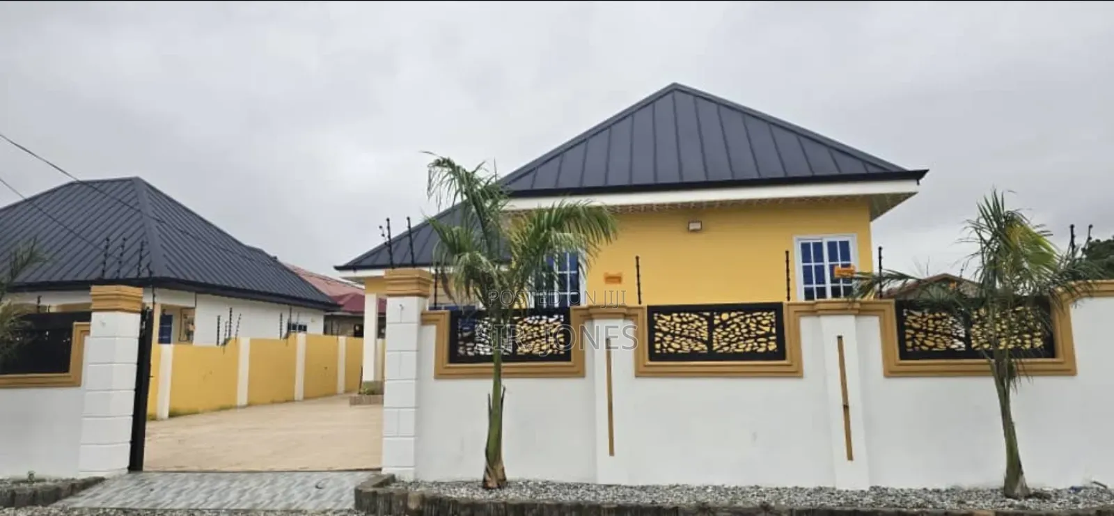 3bdrm House in Truwest, Ablekuma for sale - 3 bedroom House in Greater Accra, Ablekuma - Sale