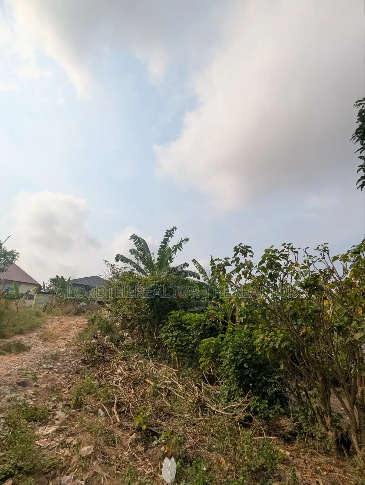 Half Plot for Sale - Land in Greater Accra, Ofankor, Ofankor / Ofankor - Sale