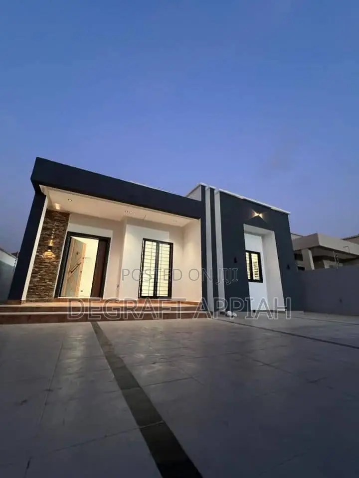3bdrm House in Oyarifa, Ayi Mensah for sale - 3 bedroom House in Greater Accra, Oyarifa - Sale