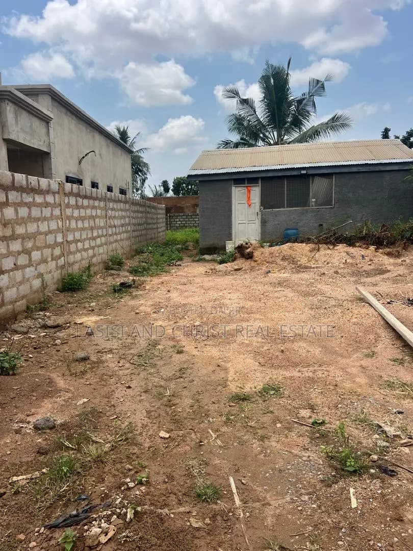 Half Plots of Land for Sale at Amasaman - Land in Greater Accra, Ga West Municipal, Amasaman - Sale