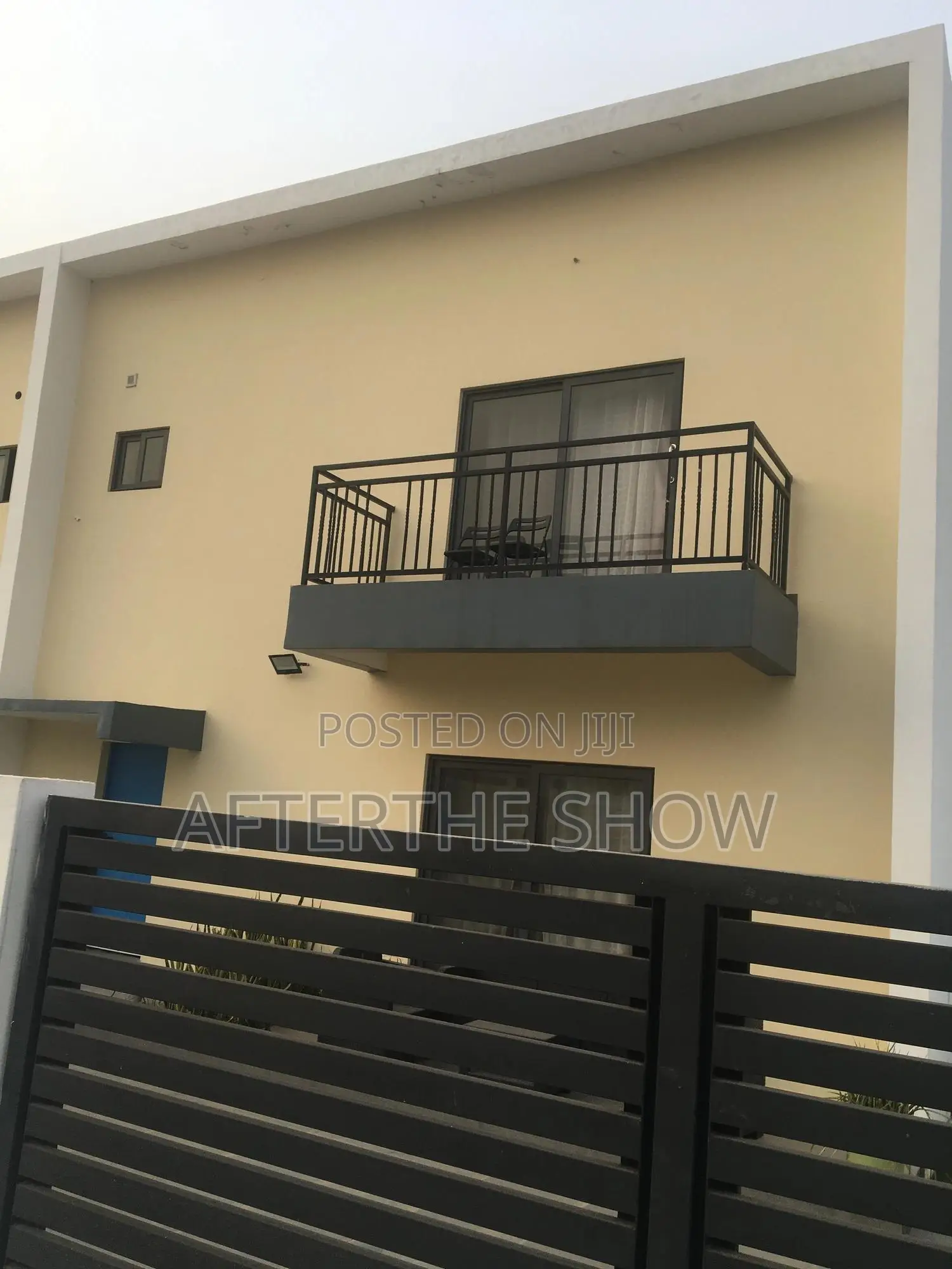 Furnished 3bdrm Duplex in Silicon Accra, School Junction for sale - 3 bedroom House in Greater Accra, Ashaley Botwe, Ashaley Botwe School Junction, 19/05 - Sale