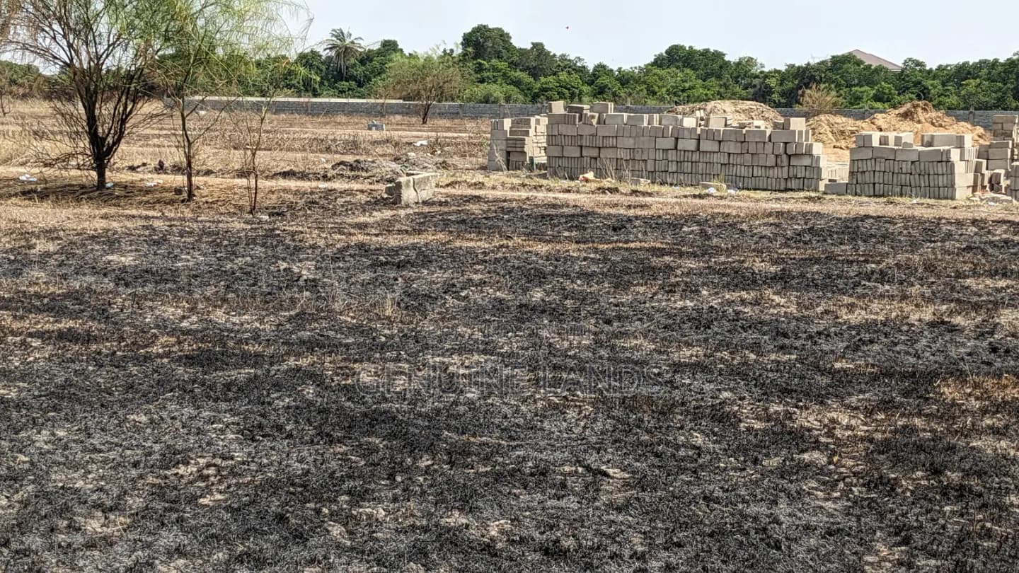 Title Land Residential for Sale in Tsopoli. - Land in Greater Accra, Accra Metropolitan - Sale