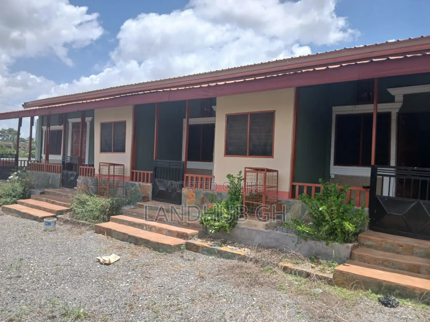 1 Bedroom Apartment:4 Units Forsale - 1 bedroom Commercial in Greater Accra, Kasoa, Akweley - Sale