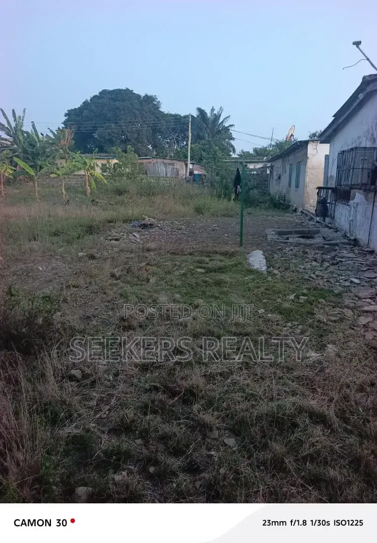 One and Half Plot of Land Freehold for Sale at Osu - Land in Greater Accra, Osu, Nyaniba Estate - Sale