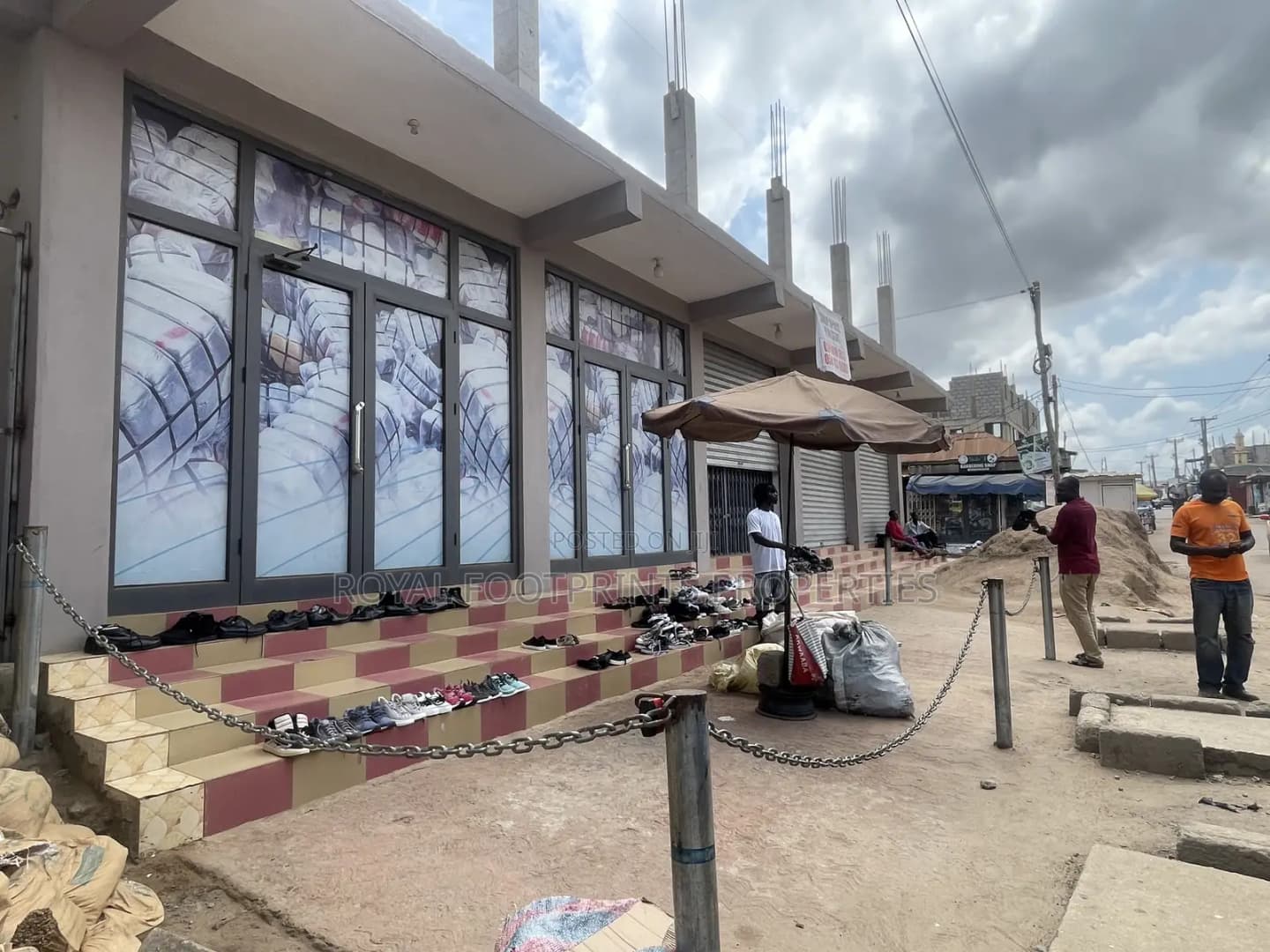A Three in One Shop Space Up for Rent - Commercial in Greater Accra, Madina - Rent