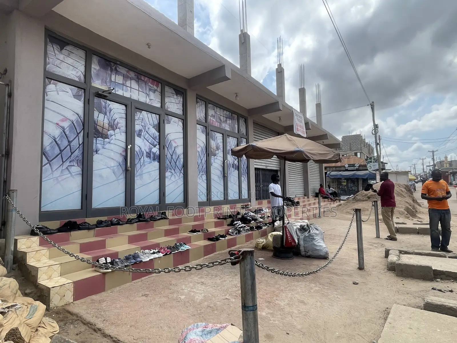 A Three in One Shop Space Up for Rent - Commercial in Greater Accra, Madina - Rent