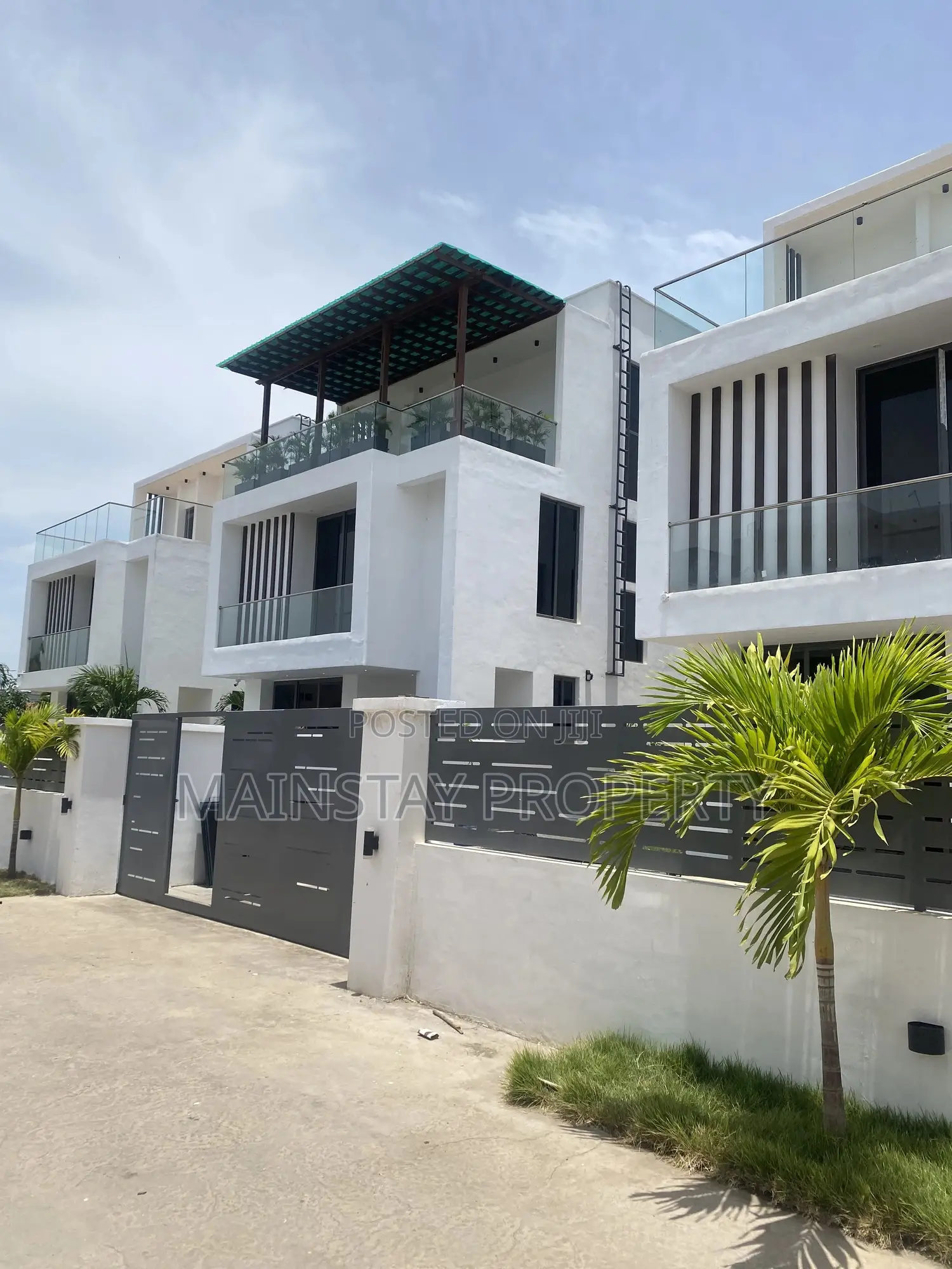 4bdrm Townhouse/Terrace in Mainstay Estates, East Legon for sale - 4 bedroom House in Greater Accra, East Legon - Sale