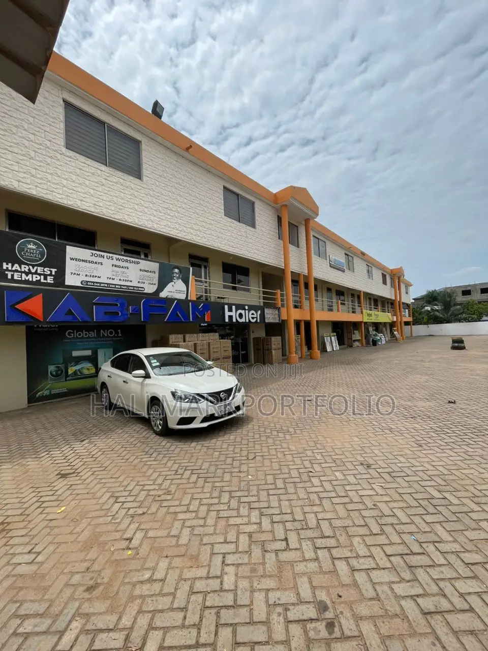 Office Space for Rent at Oyarifa - Commercial in Greater Accra, Oyarifa - Rent