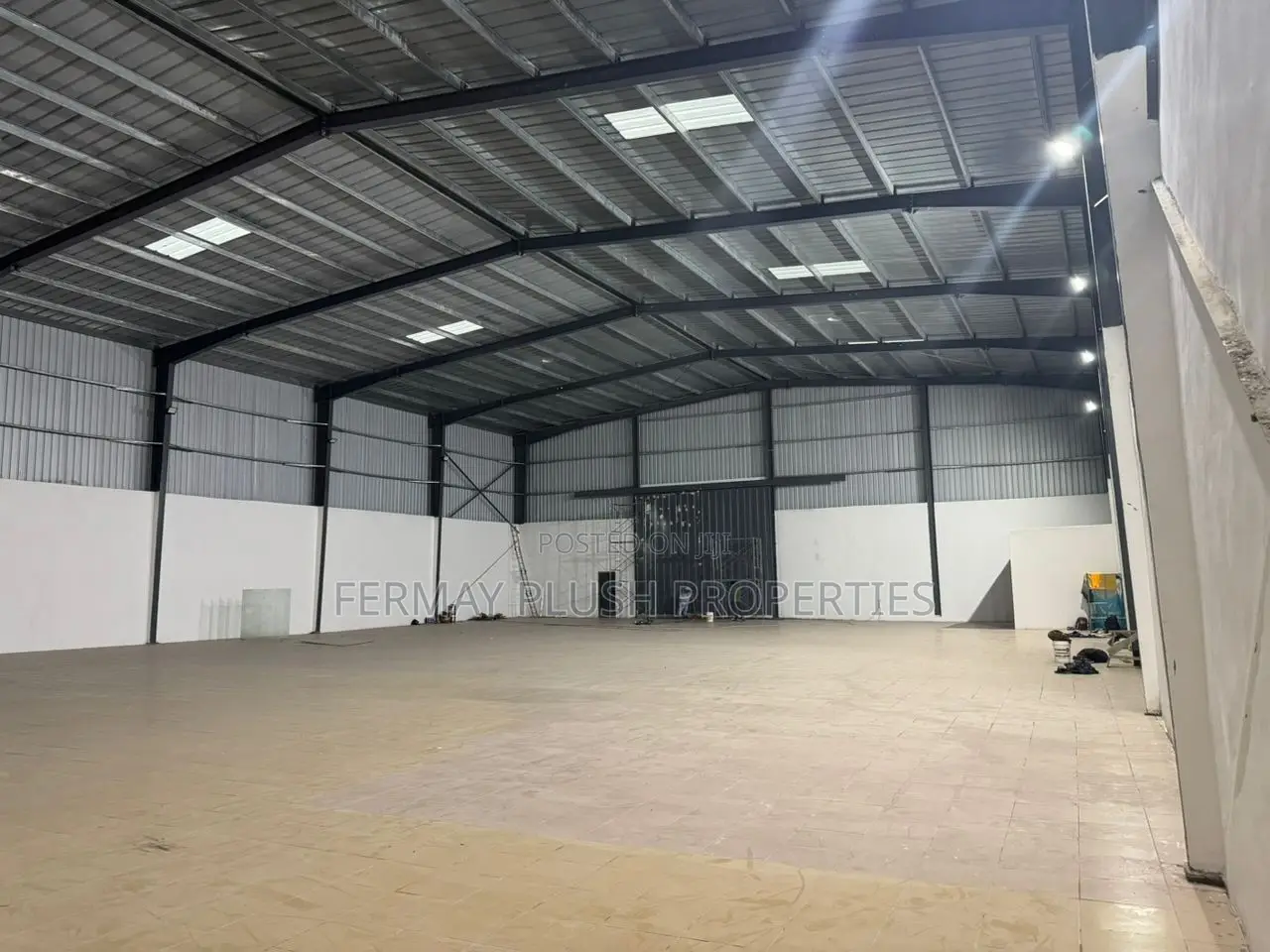 Newly Built Factory - Commercial in Greater Accra, Accra Metropolitan - Sale