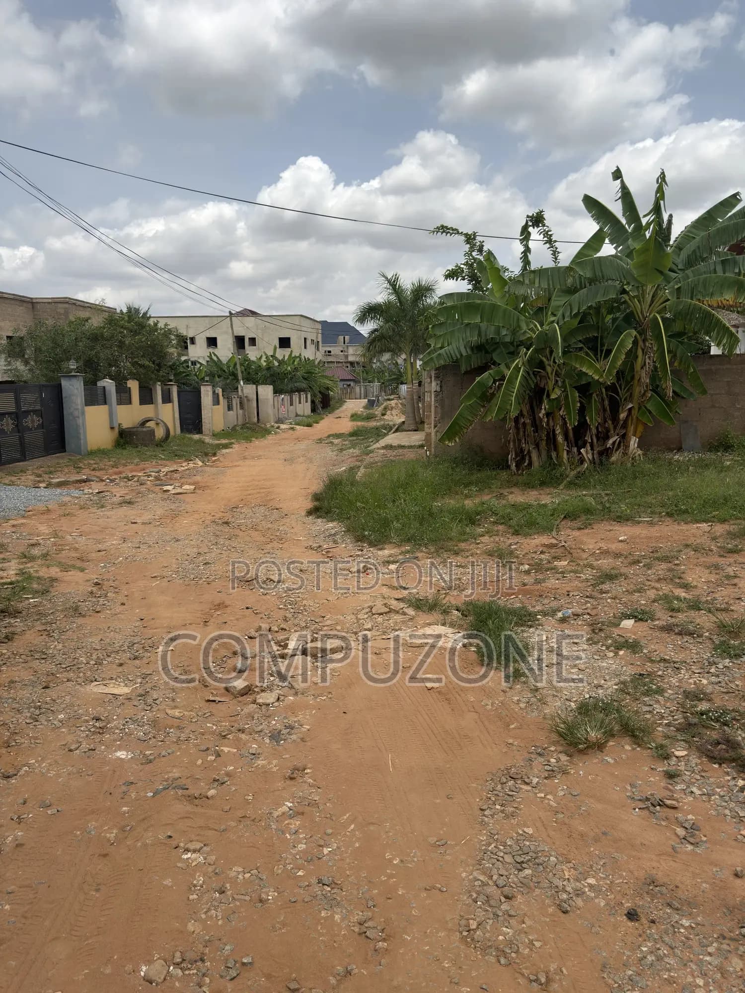 Land Uncompleted House at Abokobi - Land in Greater Accra, Abokobi - Sale