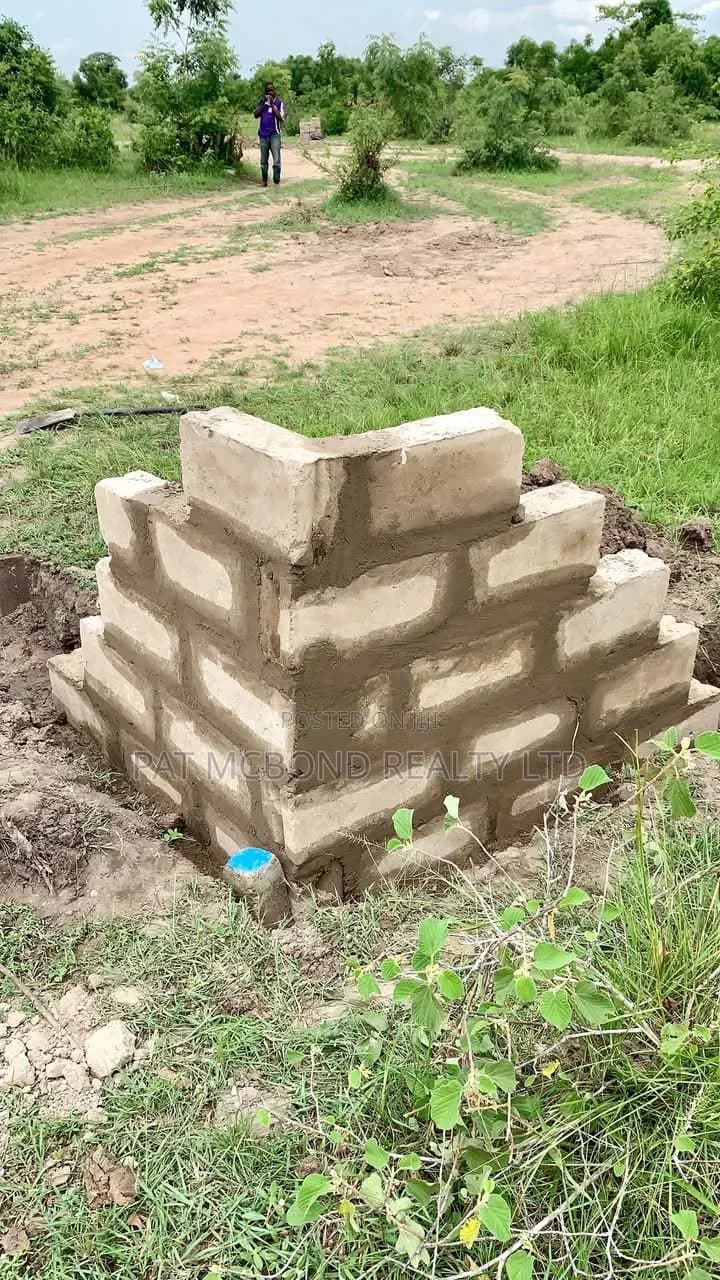 Don’T Miss This Afienya Land Opportunity - Land in Greater Accra, Accra Metropolitan - Sale