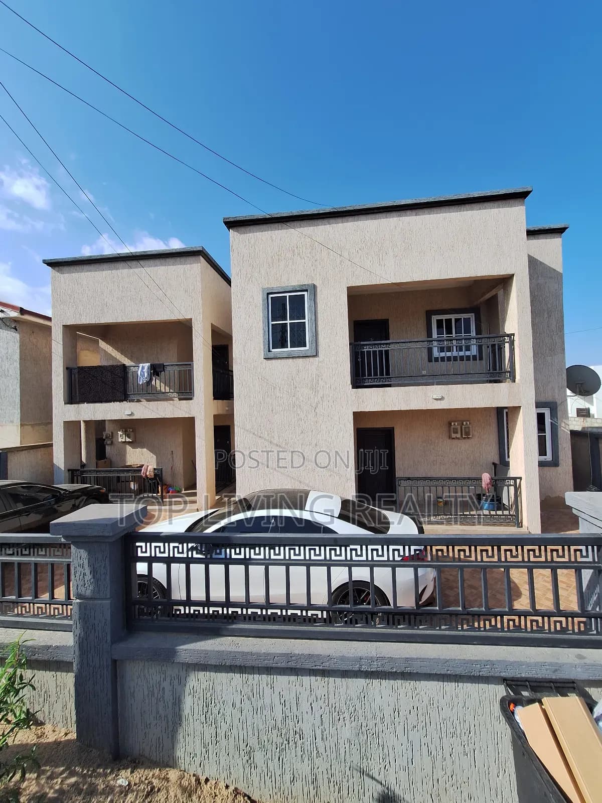 2bdrm Apartment in Nanakrom, Nmai-Dzorn for sale - 2 bedroom Apartment in Greater Accra, Ashaley Botwe, Nmai-Dzorn - Sale