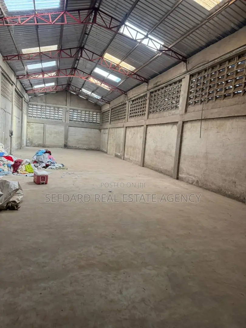 350 SQM Warehouse for Rent at Weija - Commercial in Greater Accra, Weija - Rent