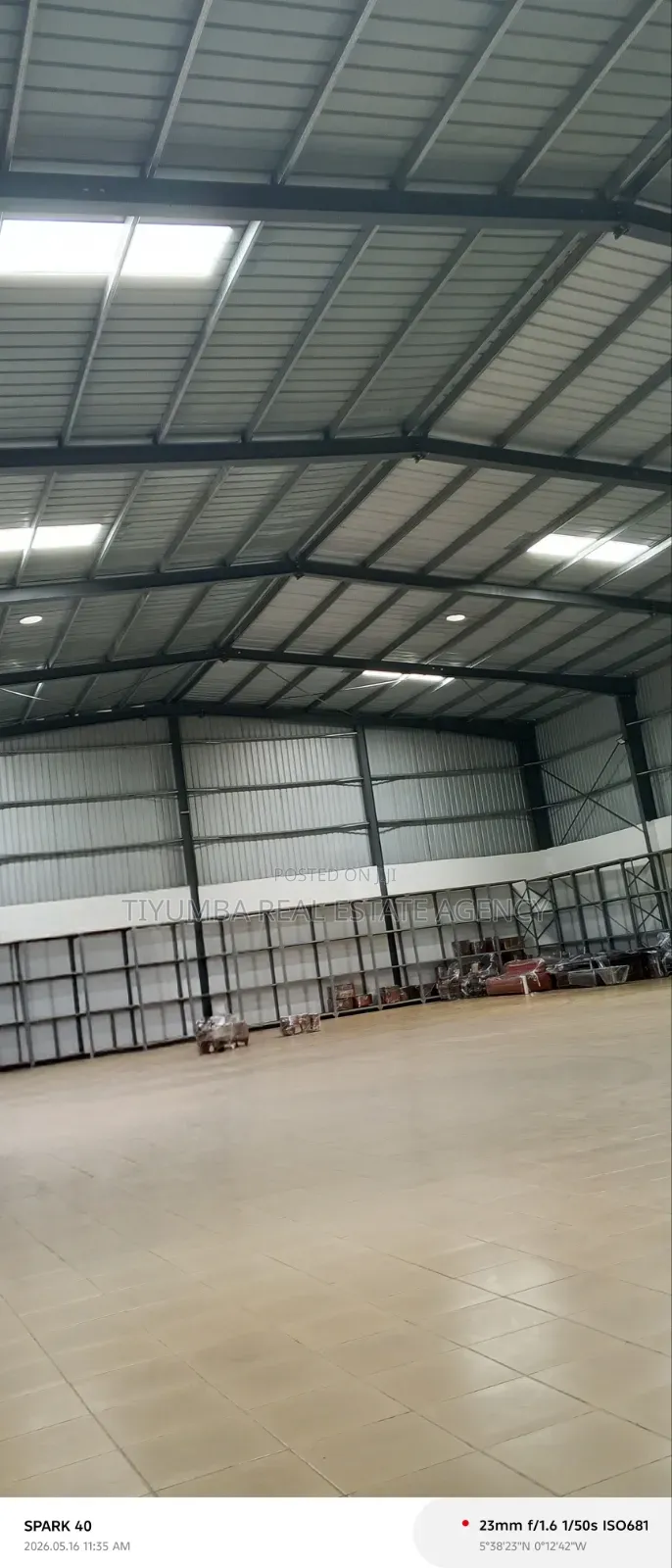 1,000sqm Warehouse Space for Rent at Westland. - Commercial in Greater Accra, West Legon, Christian Village - Rent