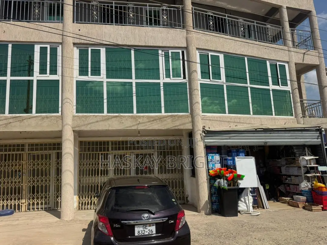 Office Space for Rent at Dome Market - Commercial in Greater Accra, Dome - Rent