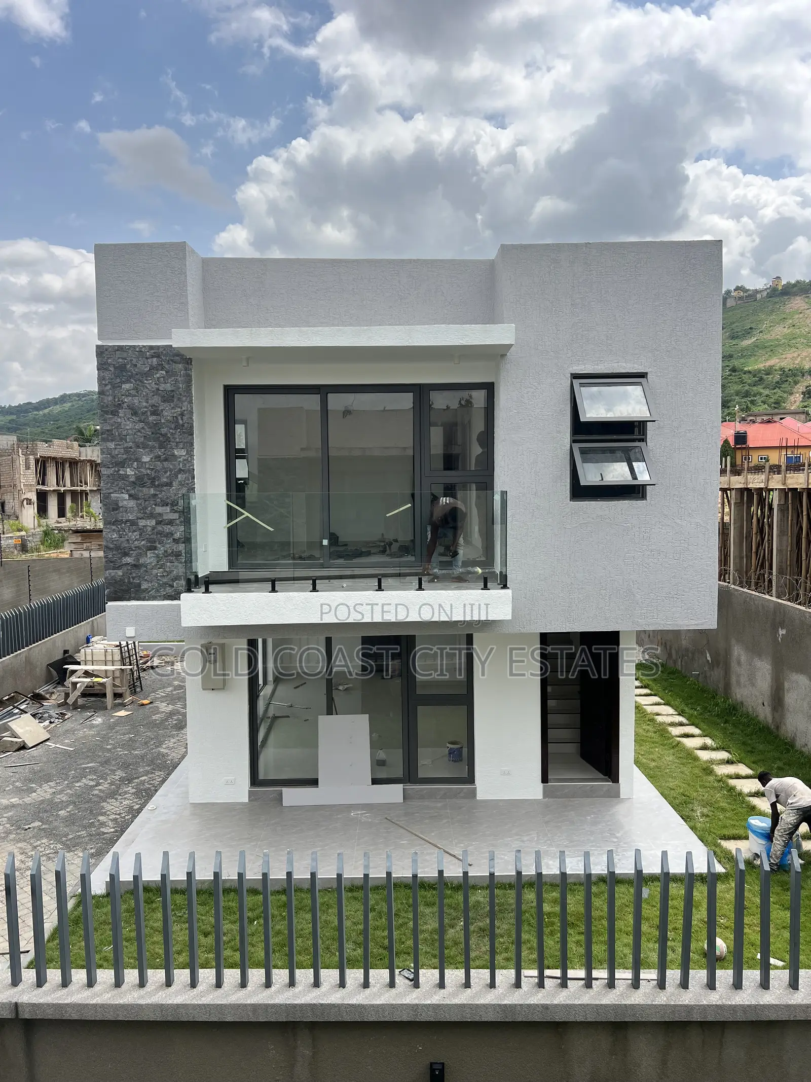 4bdrm House in Oyarifa Mall Area for sale - 4 bedroom Commercial in Greater Accra, Oyarifa, Oyarifa Mall Area - Sale