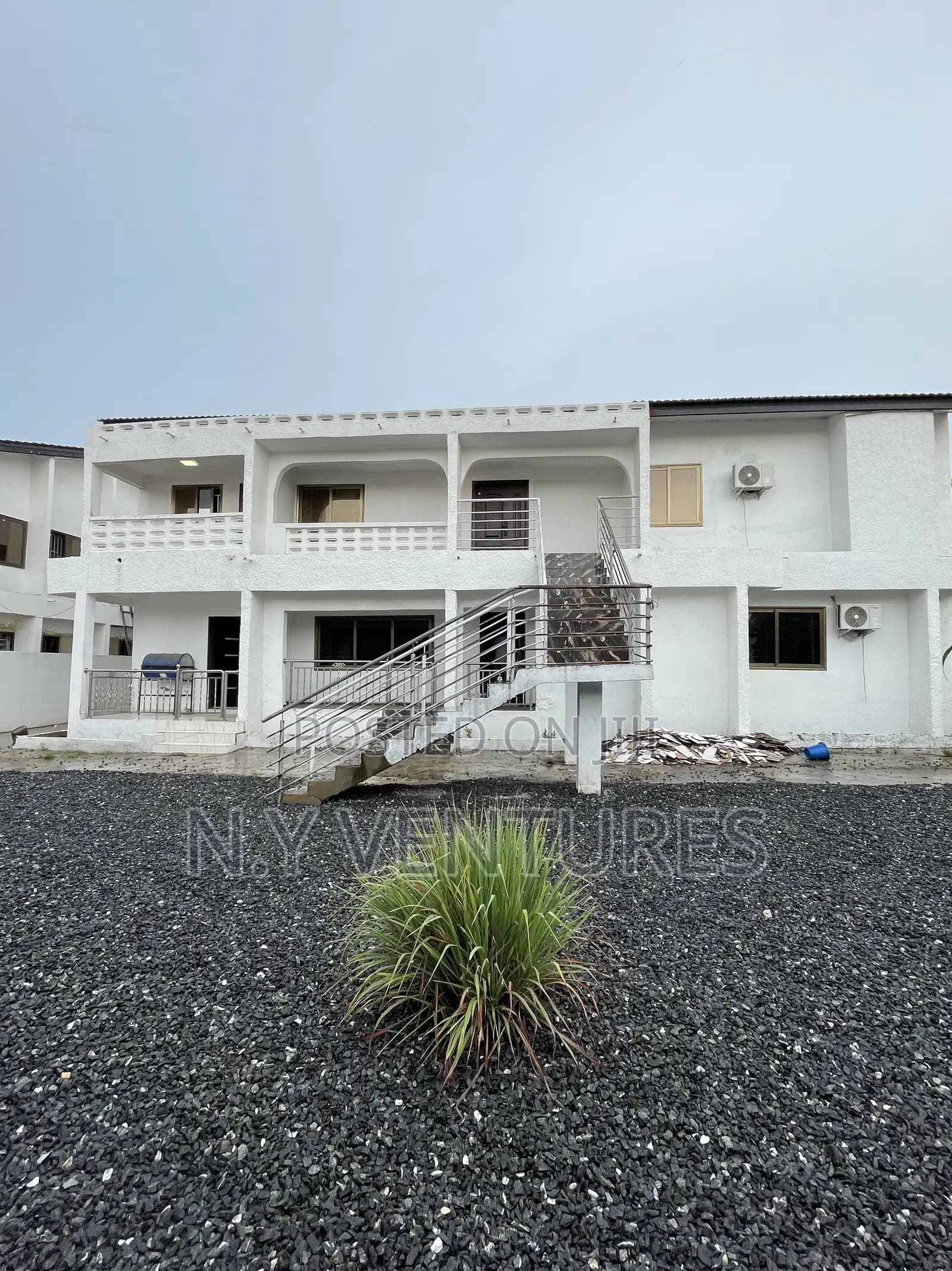 Furnished 6bdrm Apartment in Malik Estate for rent - 6 bedroom Apartment in Greater Accra, Teshie, GREDA Estate - Rent
