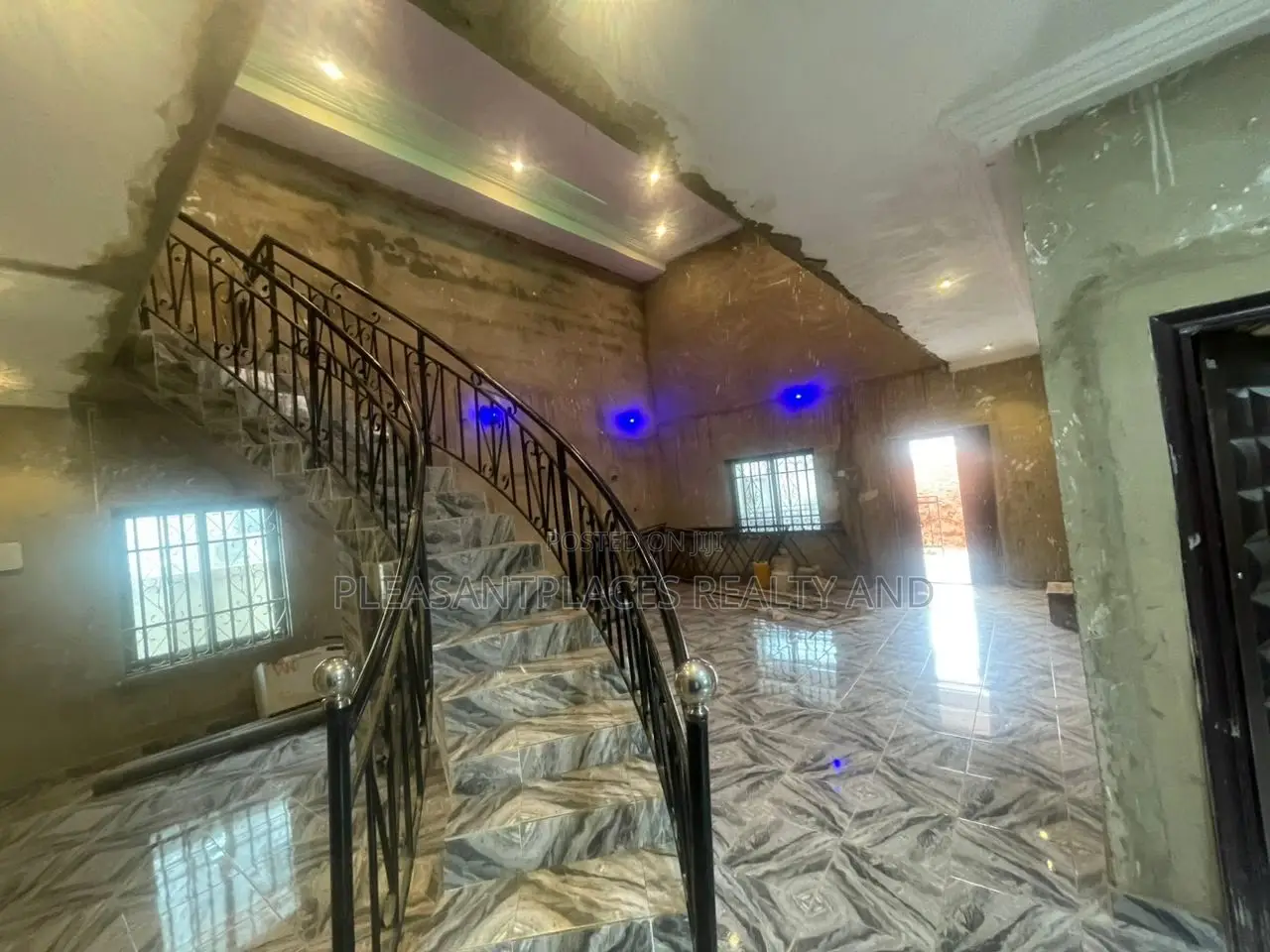 4bdrm House in Pleasantplaces And, Kwabenya for rent - 4 bedroom House in Greater Accra, Ga West Municipal, Kwabenya - Rent