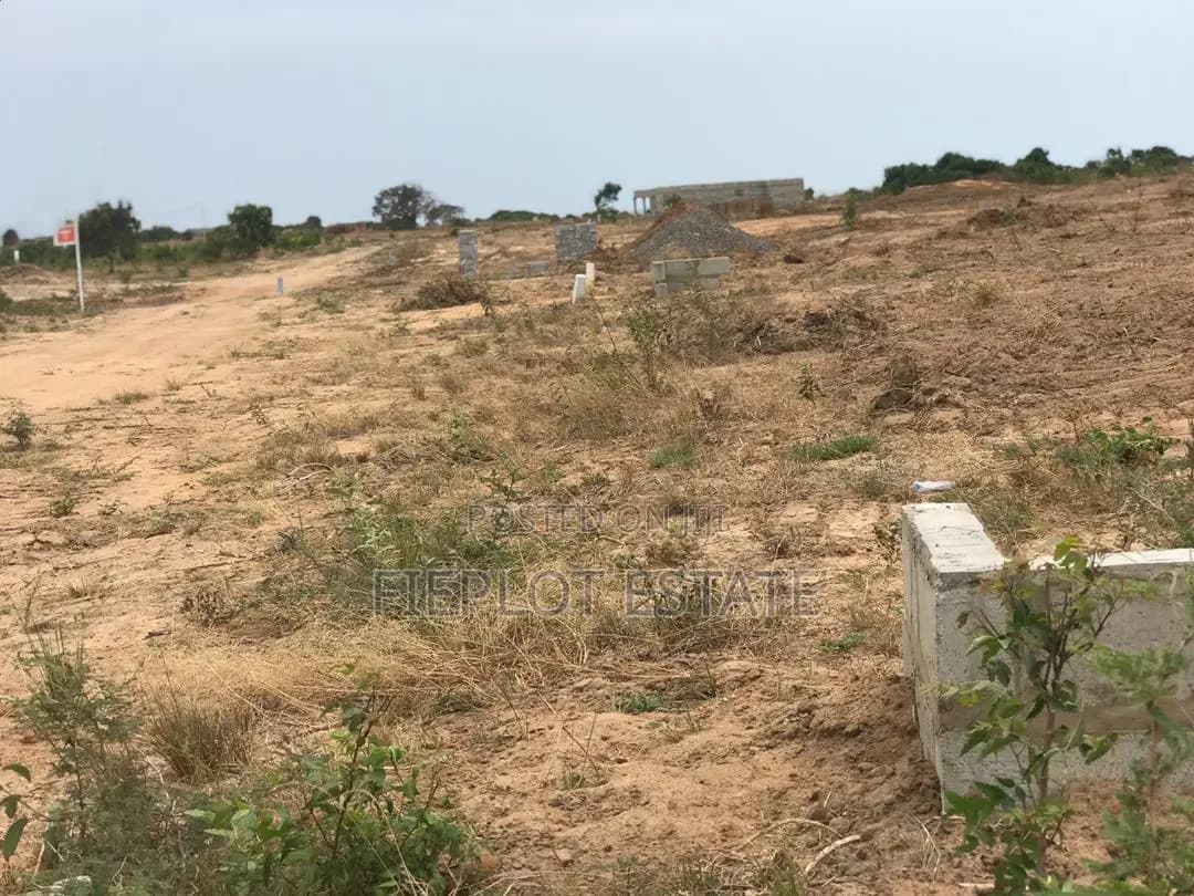 Own Land in Dawhenya Near Devtraco Woodland With an Affordable Deposit - Land in Greater Accra, Accra Metropolitan - Sale
