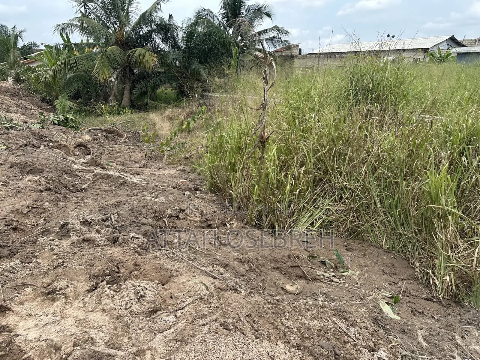 Land 4 Sale at Ahomaso - Land in Ashanti, Kumasi Metropolitan - Sale