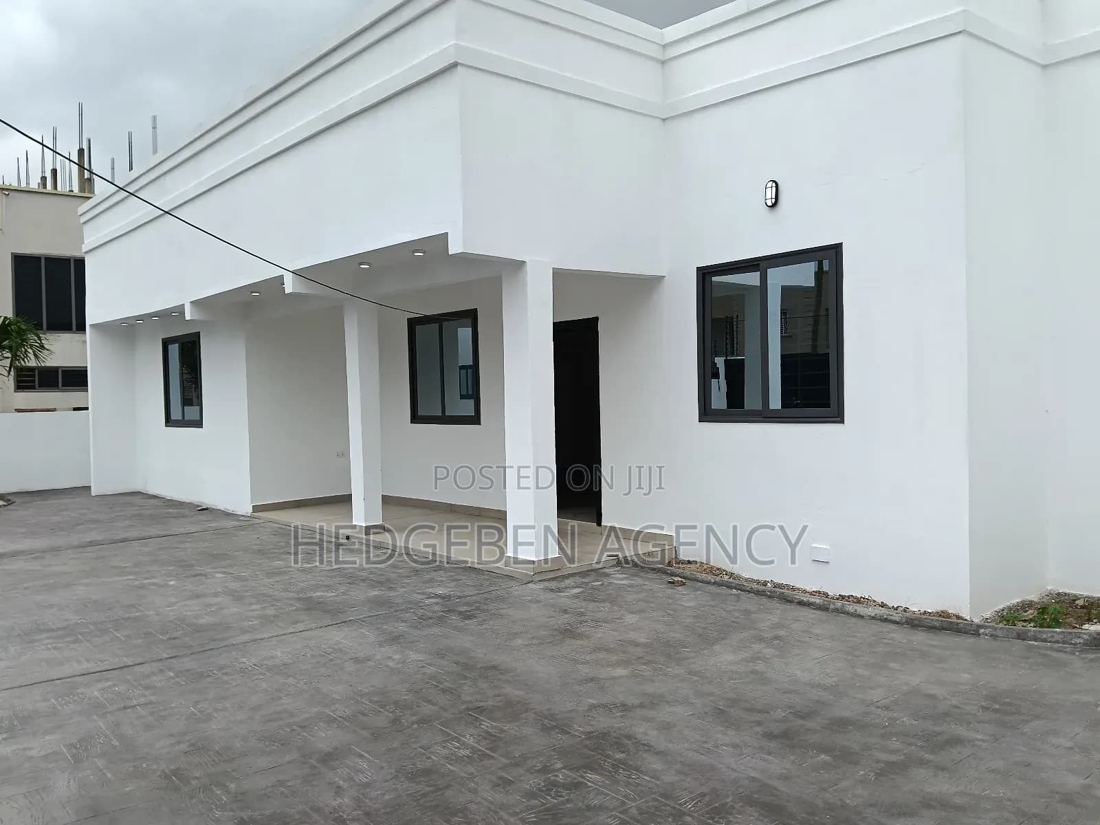 3bdrm House in School Junction for rent - 3 bedroom House in Greater Accra, Ashaley Botwe, Ashaley Botwe School Junction - Rent