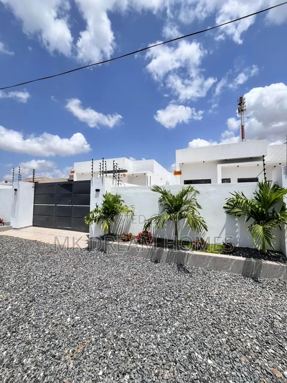 3bdrm House in Lake Side Estate for sale - 3 bedroom House in Greater Accra, Ashaley Botwe, Lake Side Estate - Sale