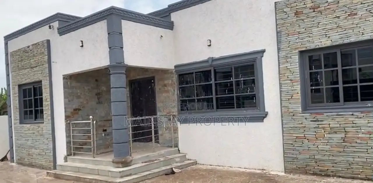 3bdrm House in Mainstay Estates, Oyarifa for sale - 3 bedroom House in Greater Accra, Oyarifa - Sale