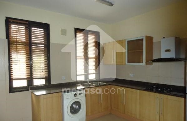 5 bedroom house for sale at Tse Addo - 5 bedroom House in Tse Addo - Sale